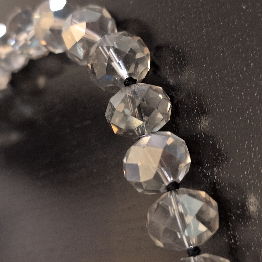 Banana Republic Elegant Crystal Chunky Beaded Necklace - Picture 4 of 4